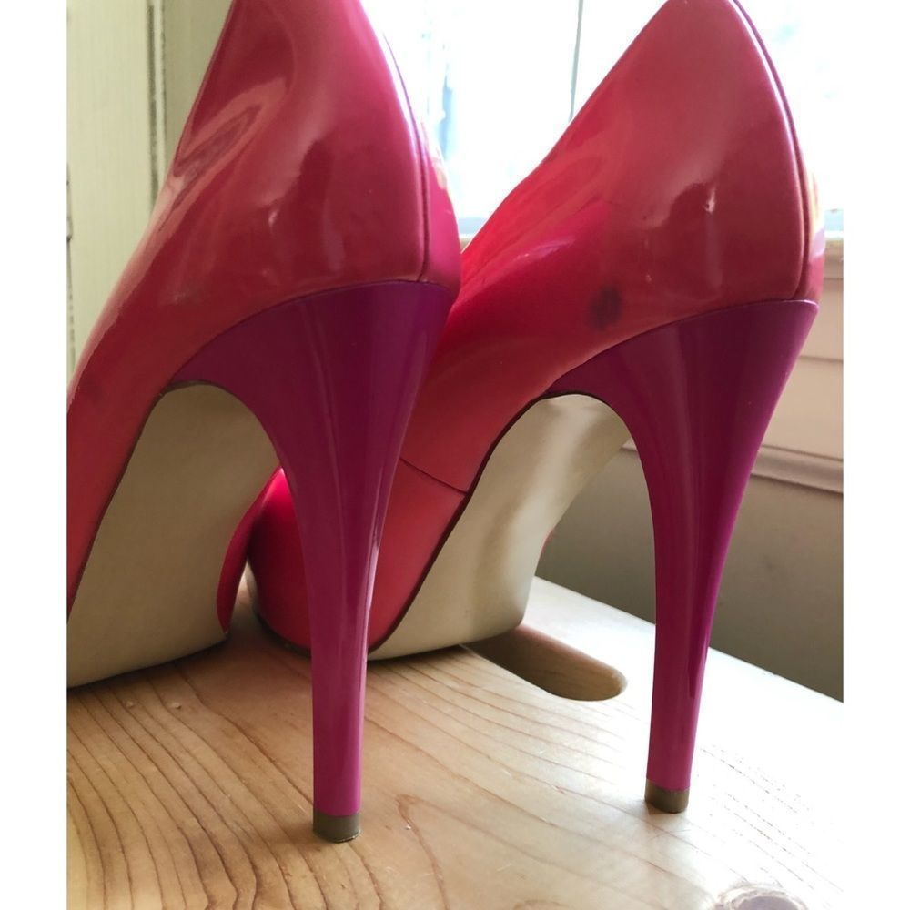 Guess Two Toned Pink with Gold Peep Toe Heels Pumps Womens Size 7.5 - Picture 9 of 13